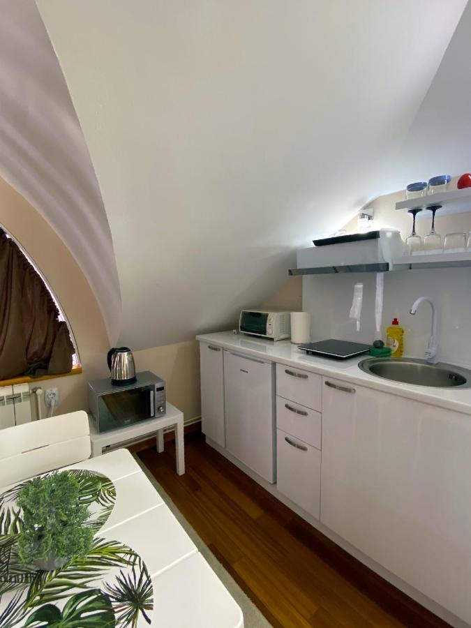 Freya Spa Apartments Ni Exteriör bild